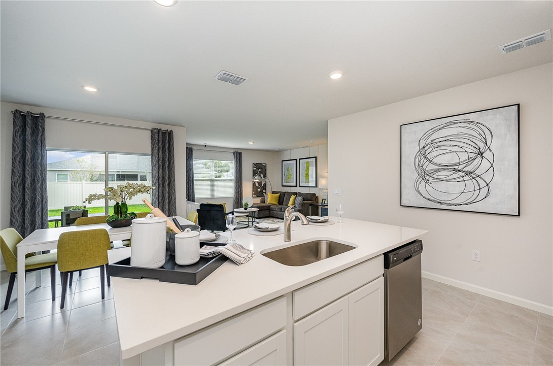 442 Azine Terrace Sebastian, FL 32958 - Photo 12 of 33 Gallery Image 12