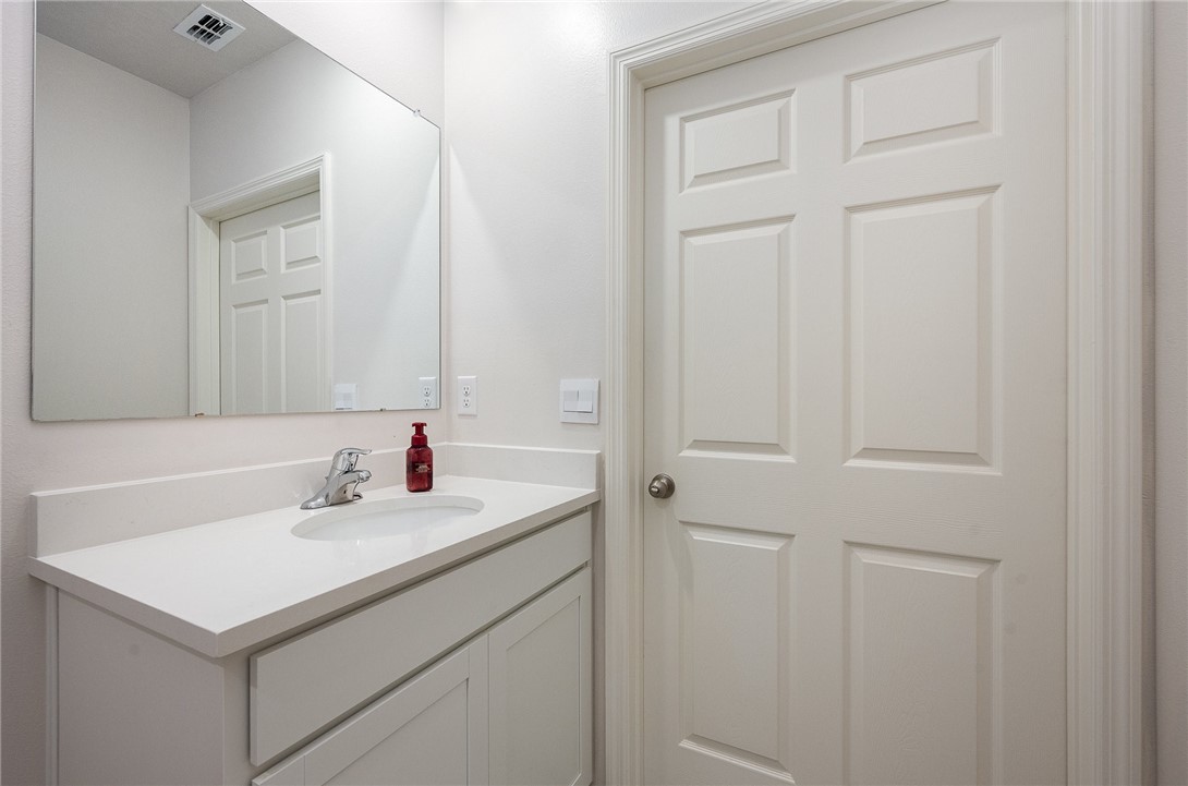 442 Azine Terrace Sebastian, FL 32958 - Photo 17 of 33 Gallery Image 17