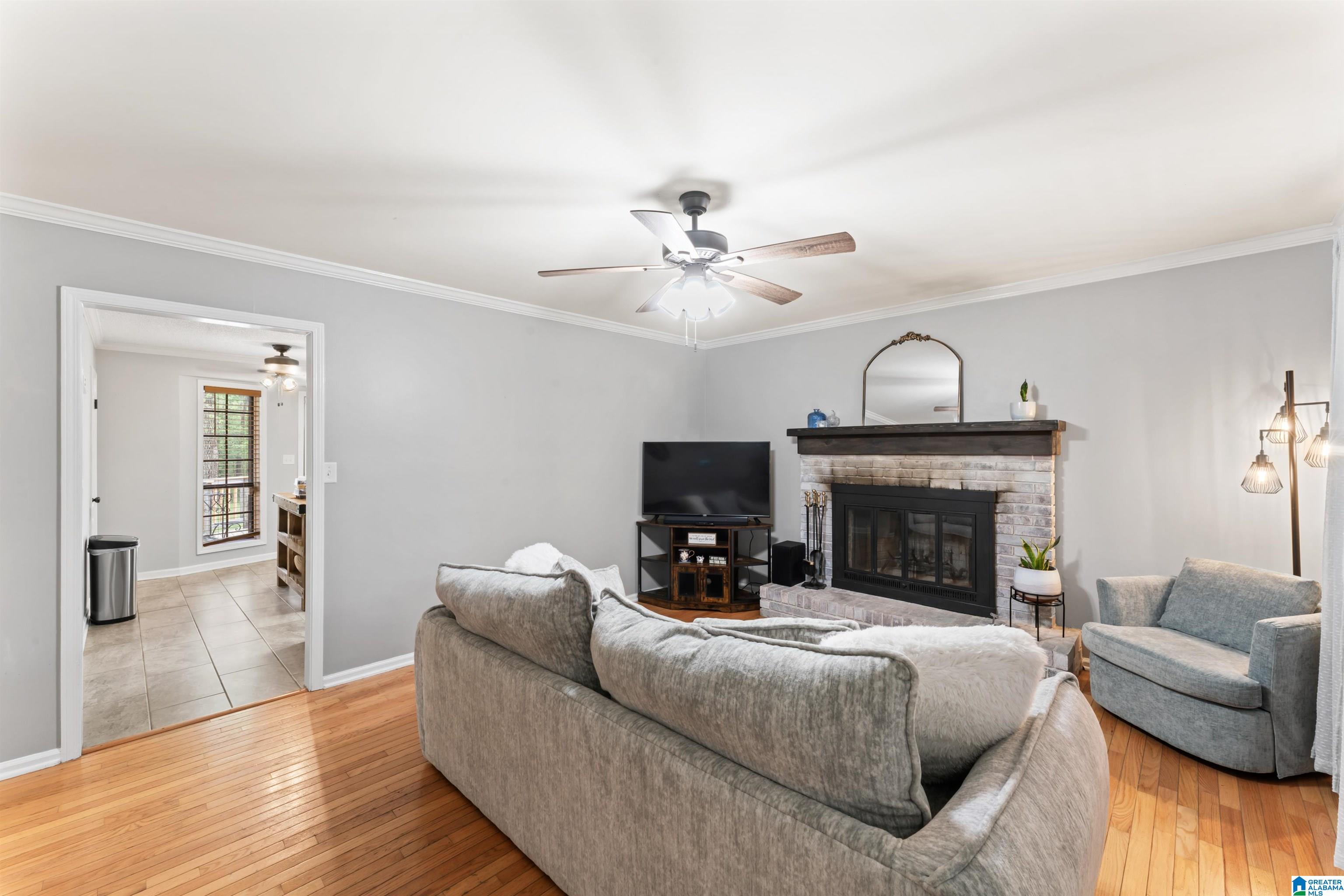 2069 Phillips Circle Leeds, AL 35094 - Photo 4 of 32