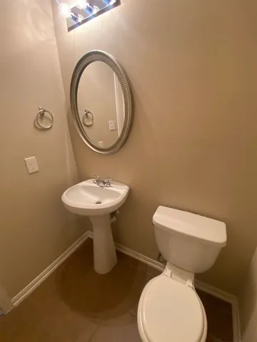 a view of utility room