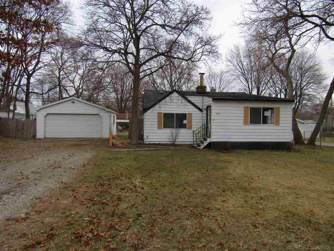 3015 Emmons Avenue Rochester Hills, MI 48307 - Photo 1 of 39