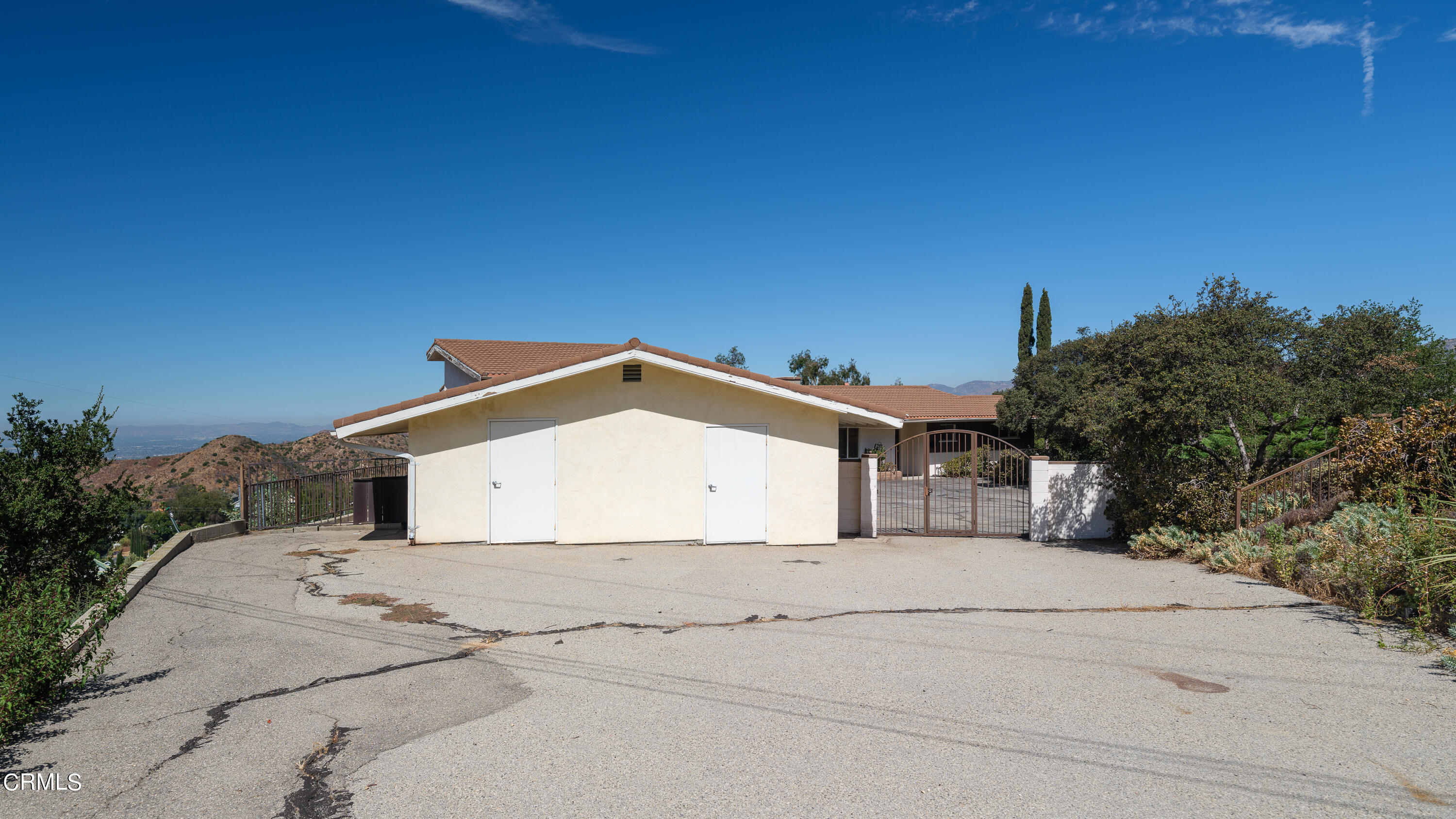 7162 Estepa Drive Tujunga, CA 91042 - Photo 37 of 43 a view of house with a street