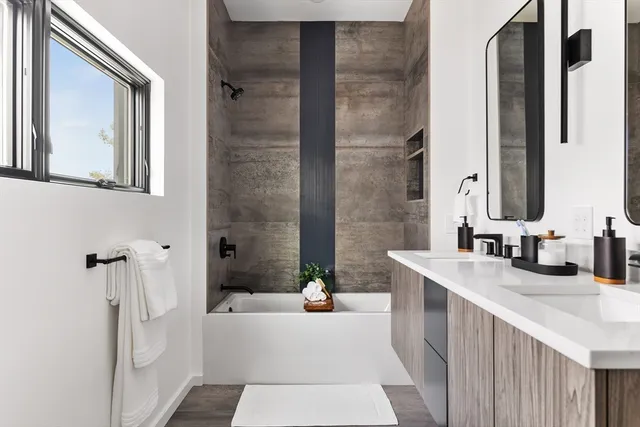 $3,195,000 | 90 Auburndale Avenue, Newton, MA 02465