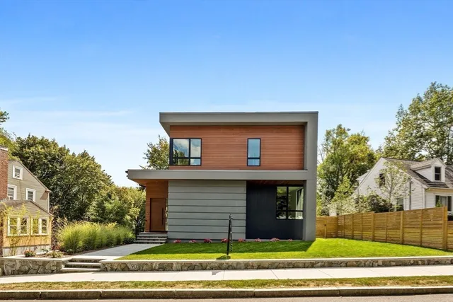 $3,195,000 | 90 Auburndale Avenue, Newton, MA 02465