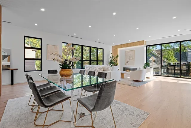 $3,195,000 | 90 Auburndale Avenue, Newton, MA 02465