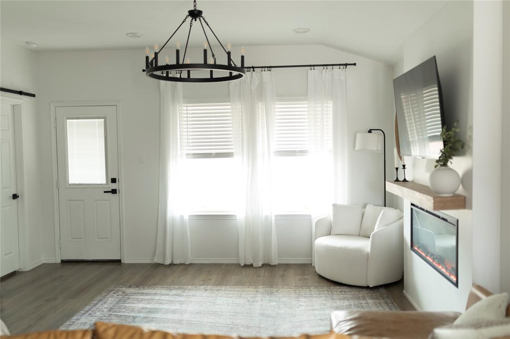 3224 Sherco Road Lorena, TX 76655 - Photo 6 of 20 a living room with furniture and a window