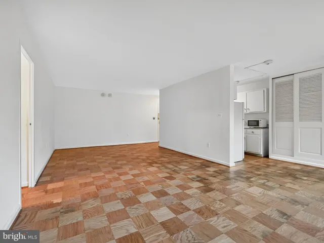 $3,300 | 4600 Connecticut Avenue Northwest, Unit 223, Washington, DC 20008