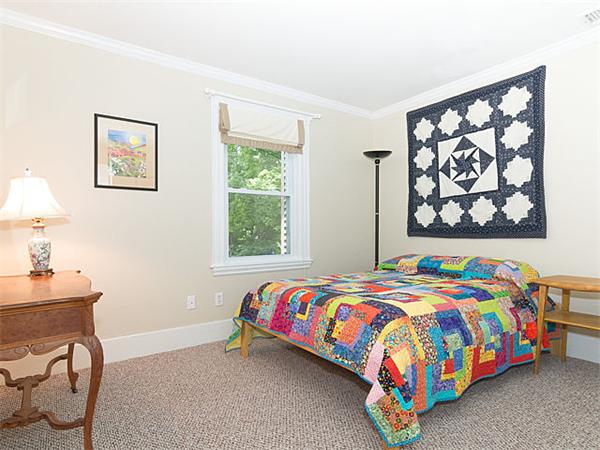 12 Barnes Road, Unit 2 Newton, MA 02458 - Photo 11 of 14