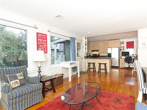 12 Barnes Road, Unit 2 Newton, MA 02458 - Photo 2 of 14