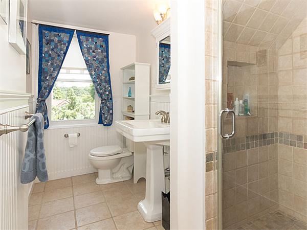 12 Barnes Road, Unit 2 Newton, MA 02458 - Photo 10 of 14