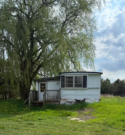$34,999 | 7957 30th Avenue, Sears, MI 49679