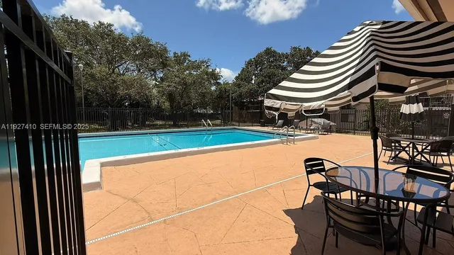 a view of a outdoor space with seating area