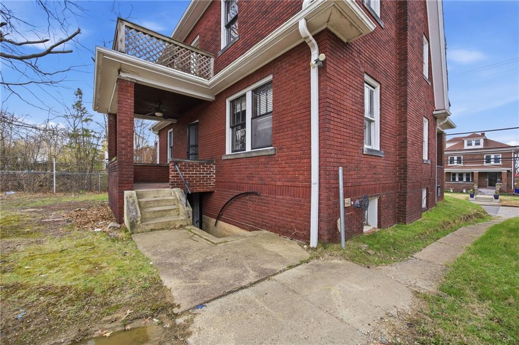 2900 Middletown Road Pittsburgh, PA 15204 - Photo 26 of 33