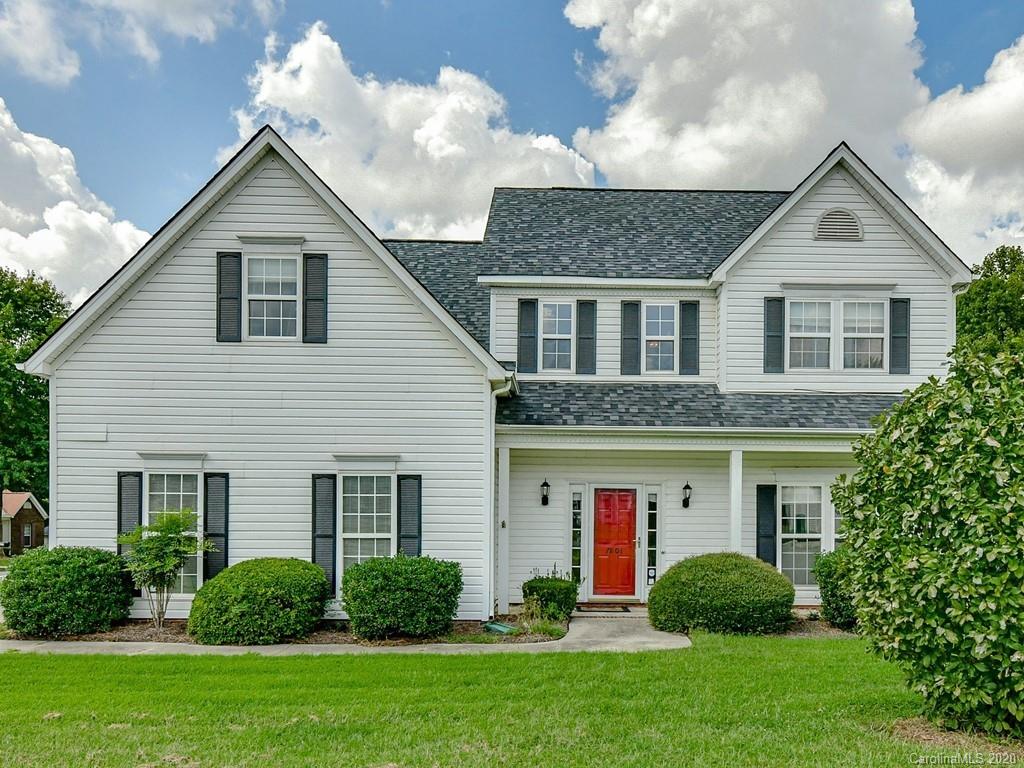 7801 Ebony Road Charlotte, NC 28216 - Photo 1 of 42 Gallery Image 1