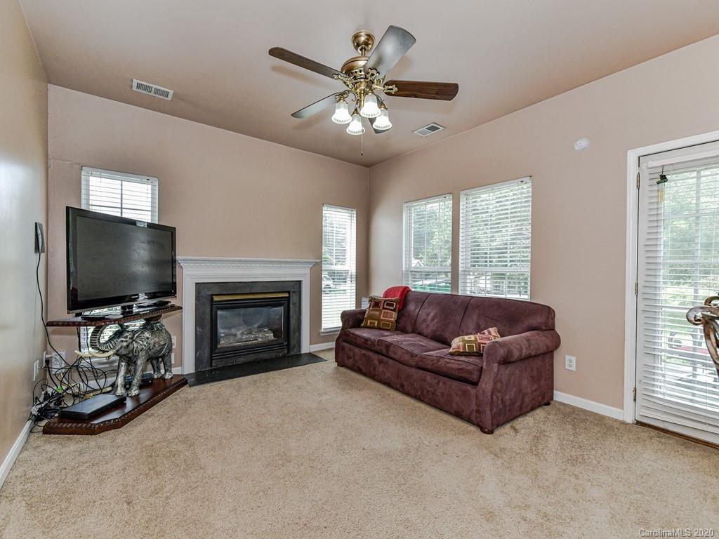 7801 Ebony Road Charlotte, NC 28216 - Photo 14 of 42 Gallery Image 14