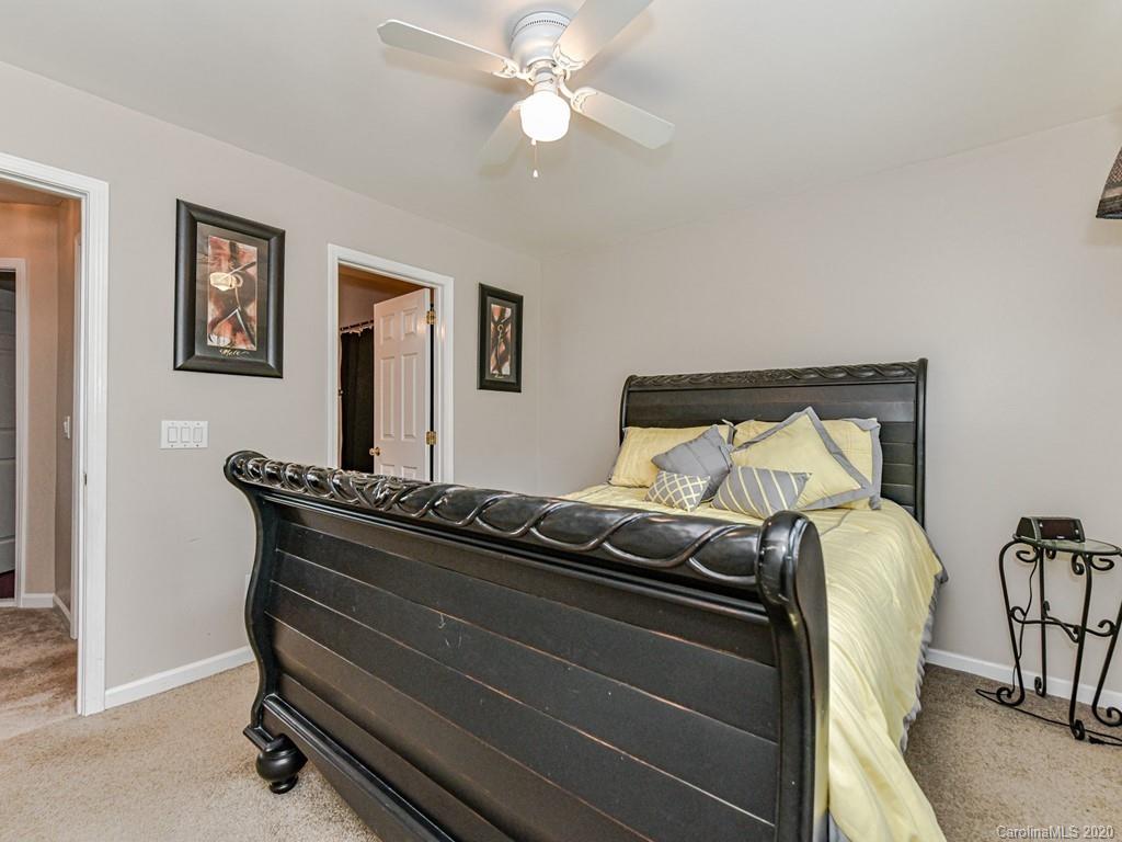 7801 Ebony Road Charlotte, NC 28216 - Photo 31 of 42 Gallery Image 31