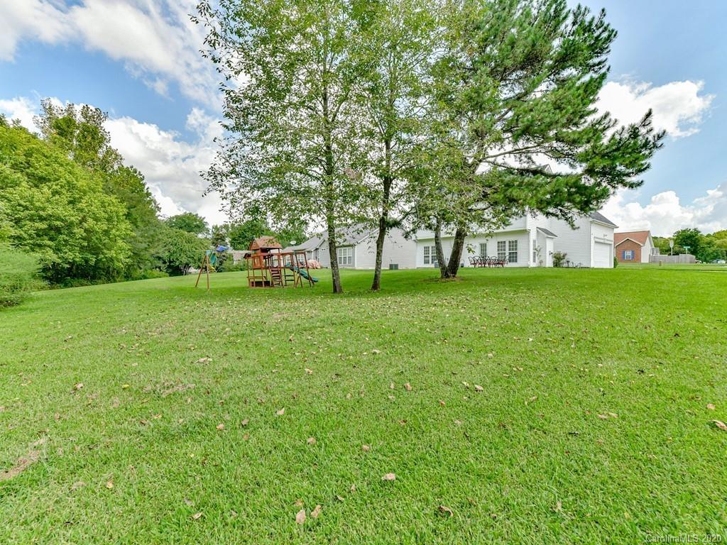7801 Ebony Road Charlotte, NC 28216 - Photo 38 of 42 Gallery Image 38