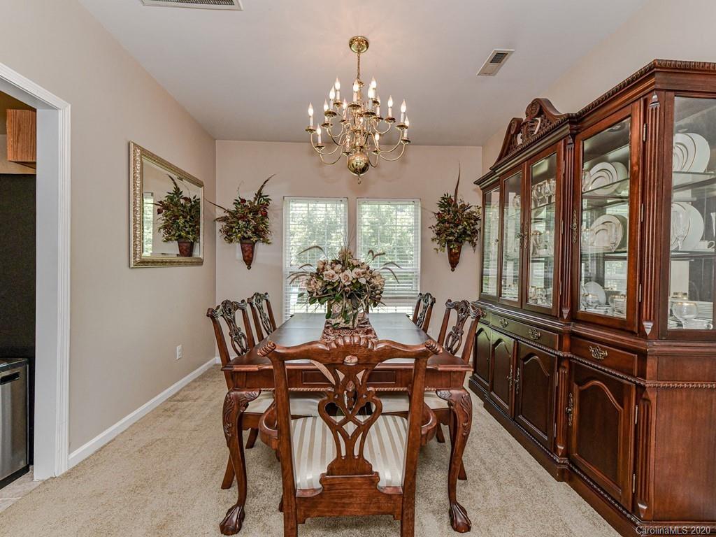 7801 Ebony Road Charlotte, NC 28216 - Photo 10 of 42 Gallery Image 10