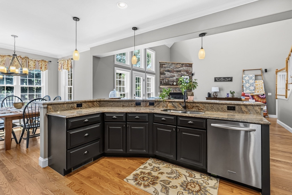 17 Bissonnette Circle Southampton, MA 01073 - Photo 12 of 42
