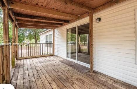 1604 Pineford Road Lakeland, FL 33809 - Photo 25 of 28 a view of backyard with green space