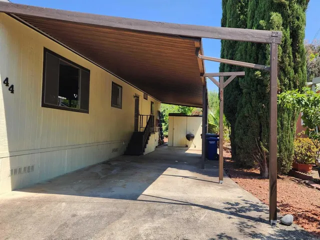 a view of outdoor space