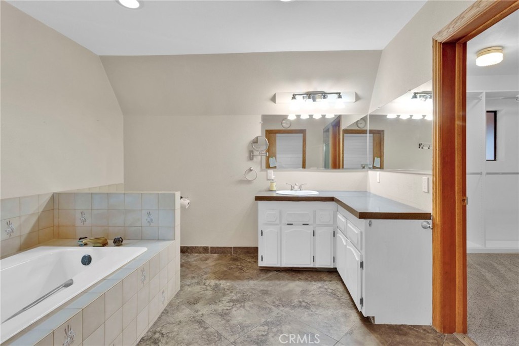 985 Pheasant Road Wrightwood, CA 92397 - Photo 22 of 54