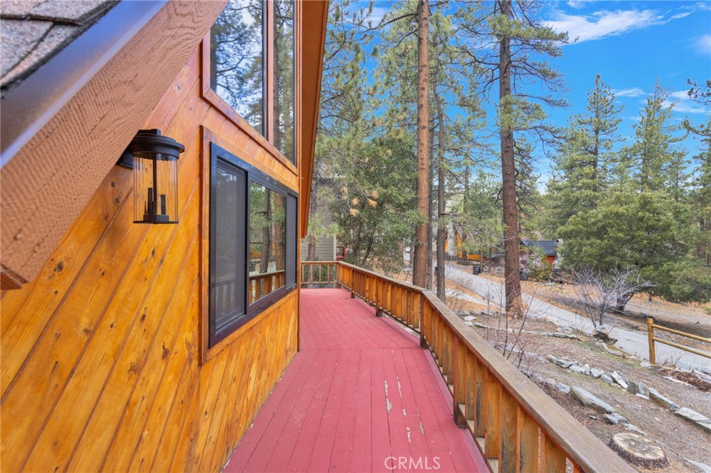 985 Pheasant Road Wrightwood, CA 92397 - Photo 5 of 54