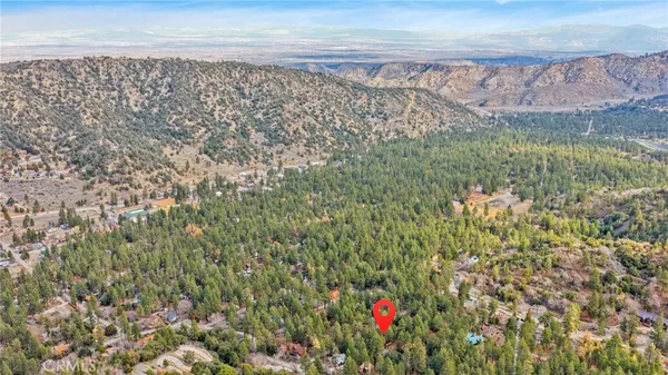 $610,000 | 985 Pheasant Road, Wrightwood, CA 92397