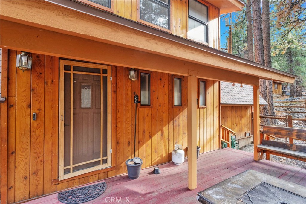 985 Pheasant Road Wrightwood, CA 92397 - Photo 6 of 54