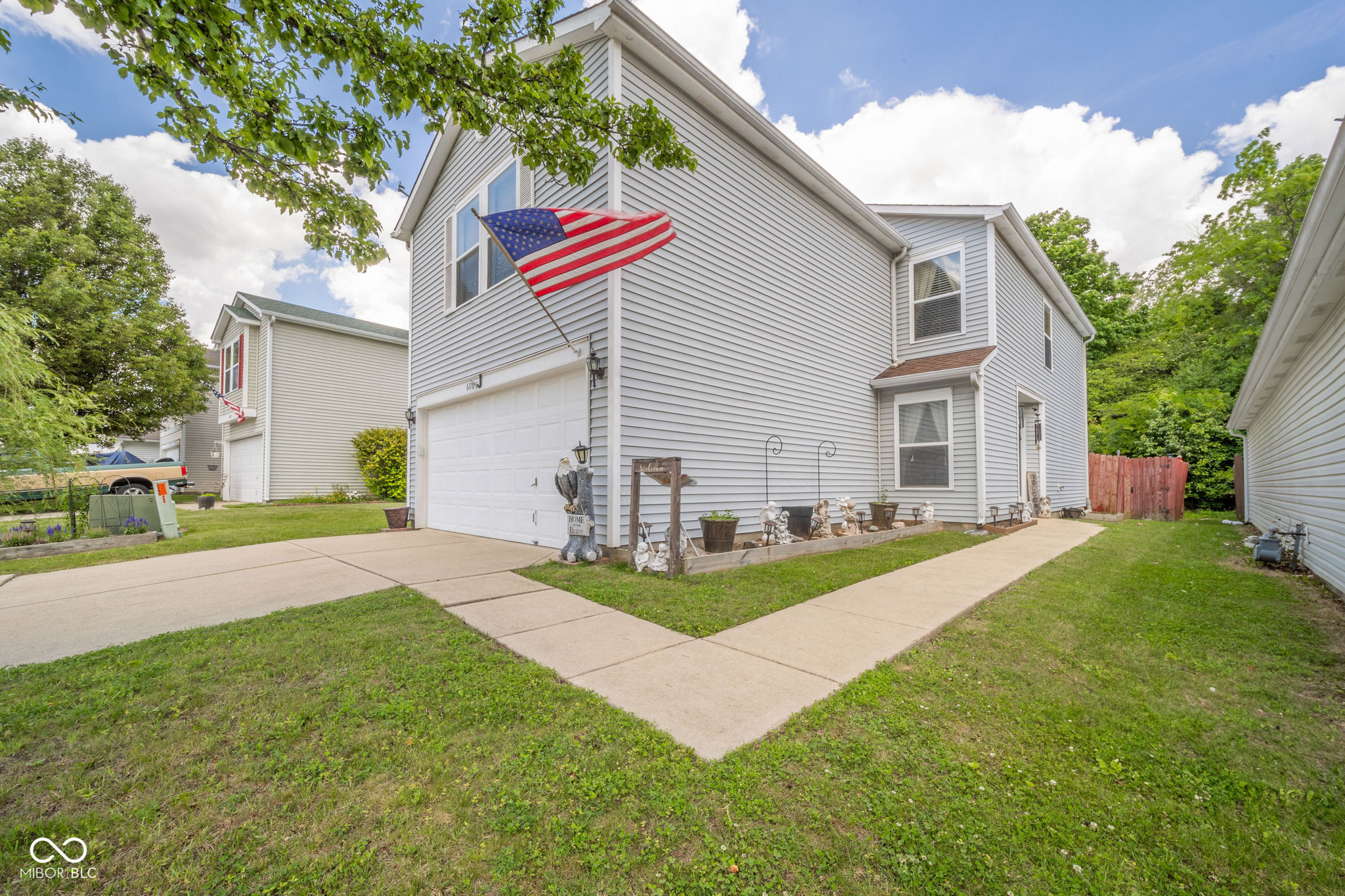 606 Florence Drive Greenfield, IN 46140 - Photo 3 of 34