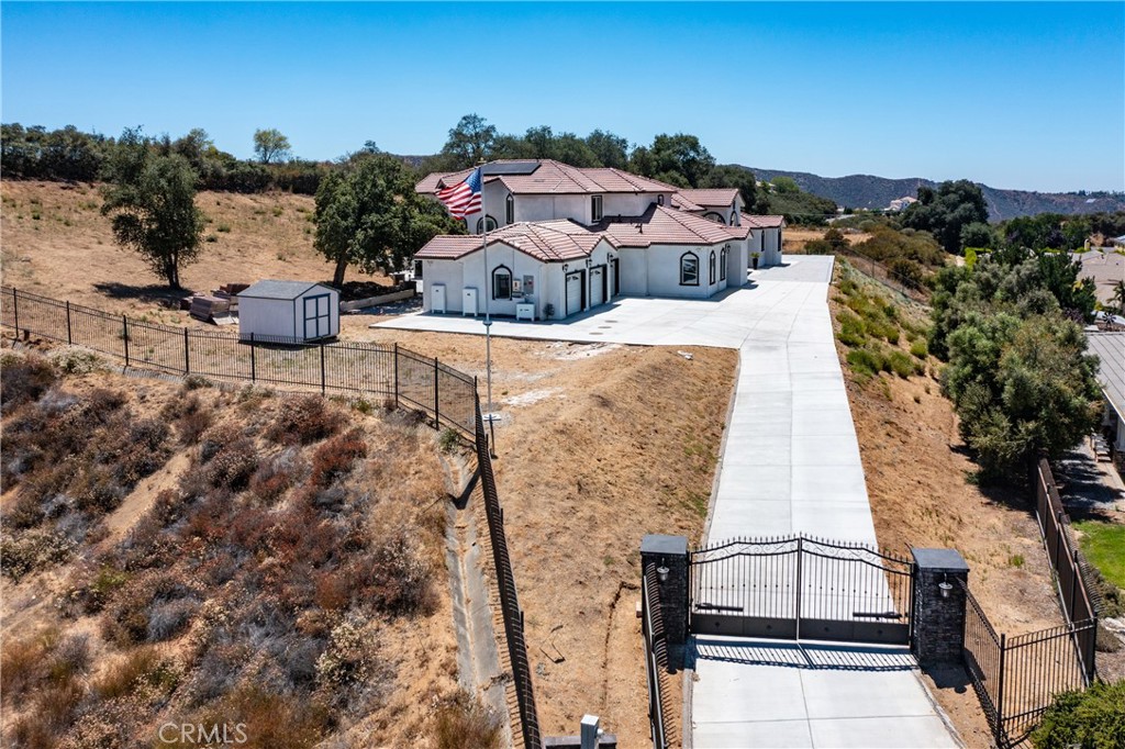 39625 County Line Road Beaumont, CA 92223 - Photo 40 of 54 drone view-Private entrance with electric gate