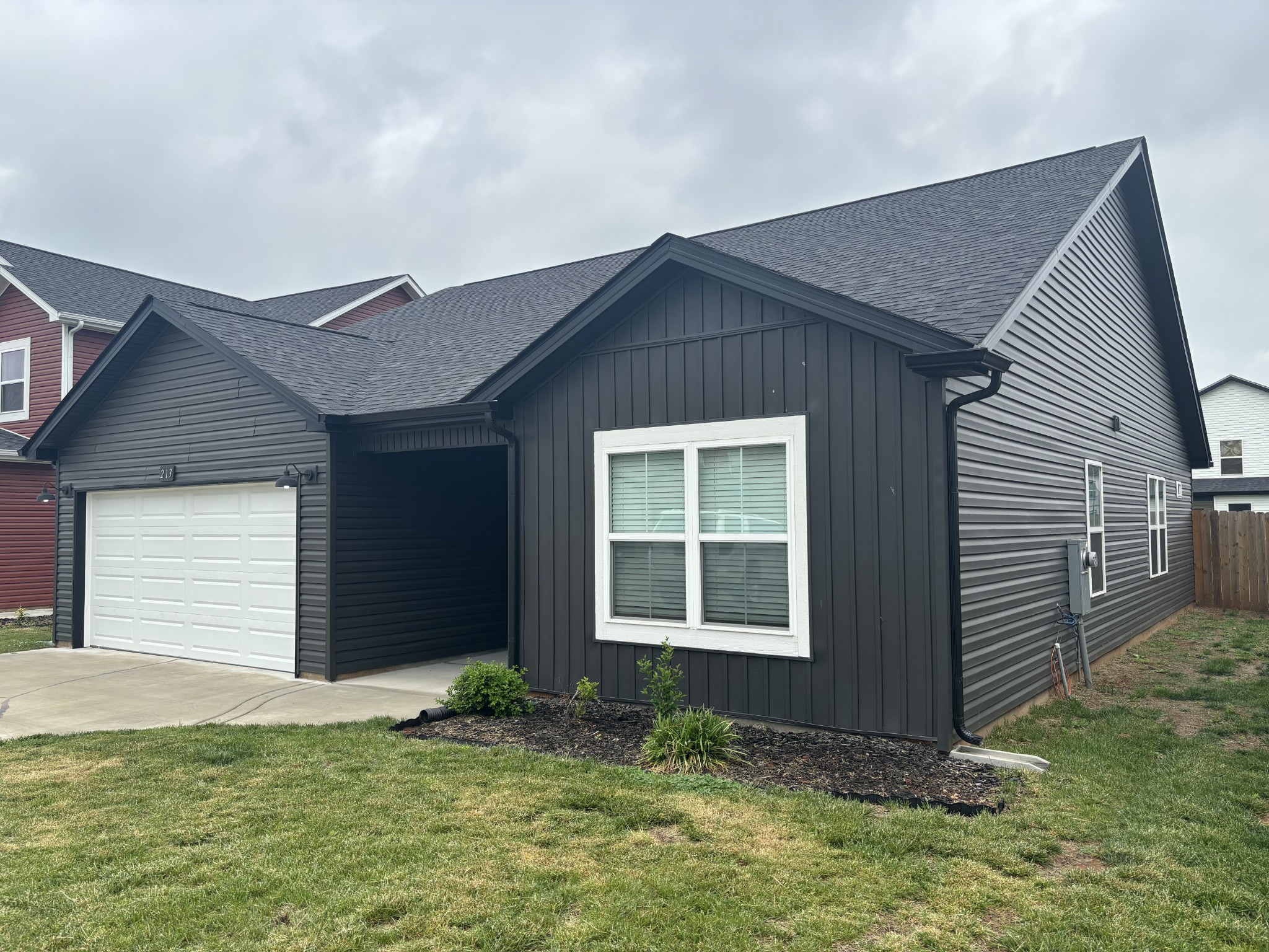 213 Clark Road Clarksville, TN 37042 - Photo 2 of 19 Gallery Image 2