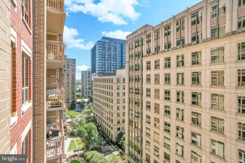 $495,000 | 888 North Quincy Street, Unit 1203, Arlington, VA 22203