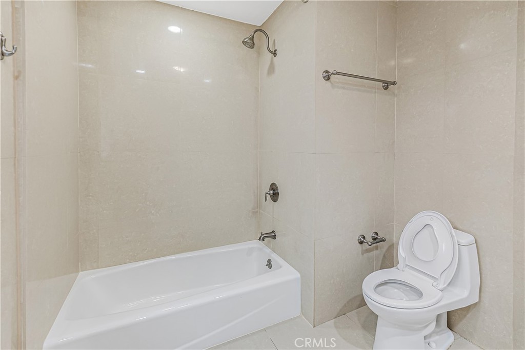 1111 Arbor Dell Road Los Angeles, CA 90041 - Photo 29 of 43