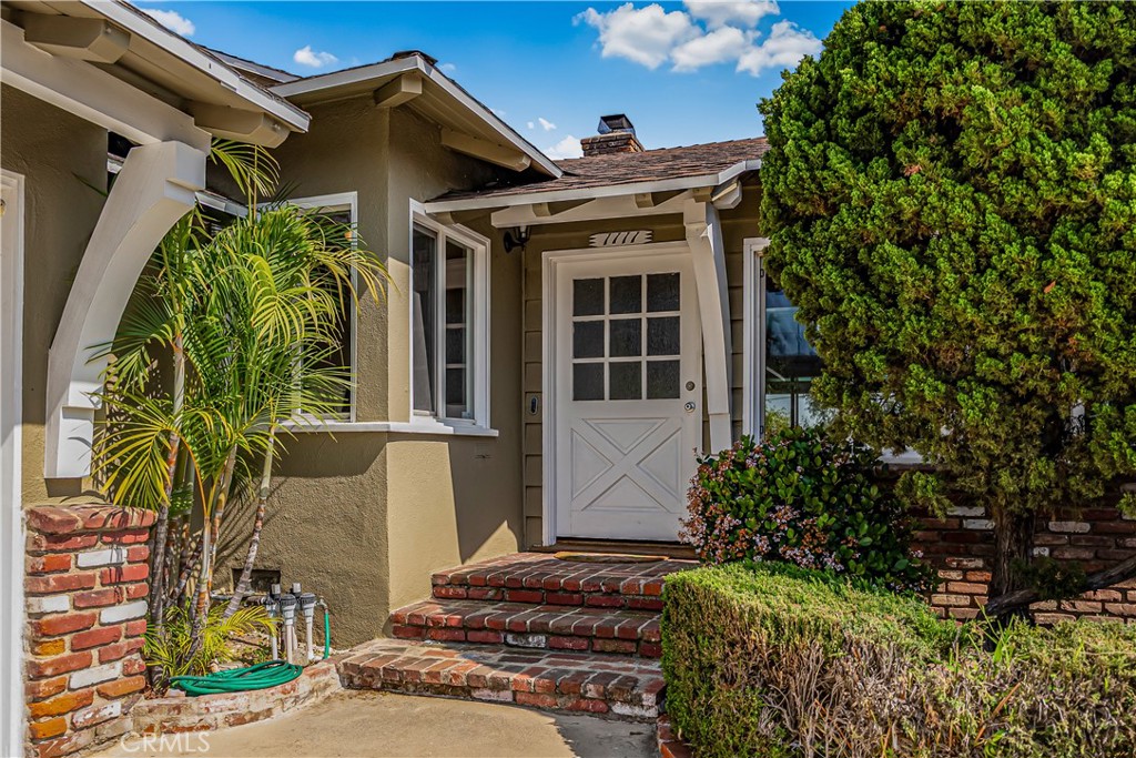 1111 Arbor Dell Road Los Angeles, CA 90041 - Photo 3 of 43