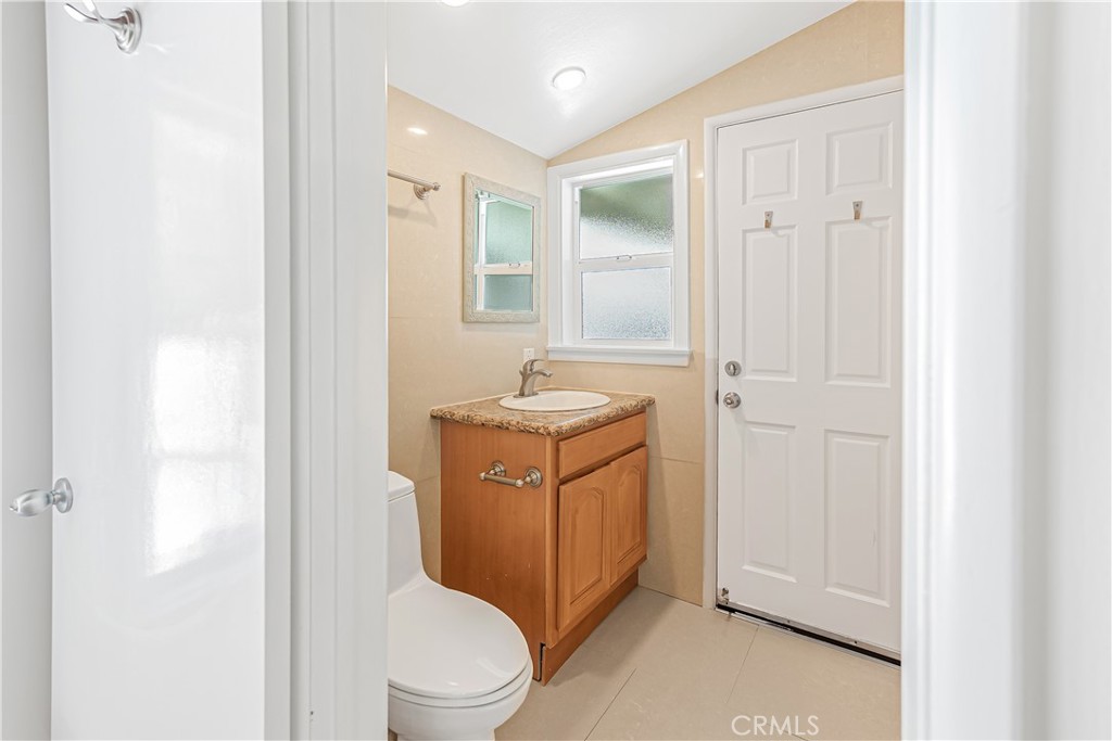 1111 Arbor Dell Road Los Angeles, CA 90041 - Photo 36 of 43