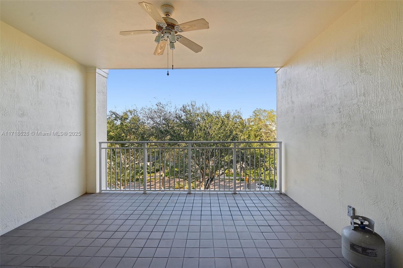7530 Southwest 102nd Street, Unit 303 Pinecrest, FL 33156 - Photo 29 of 47