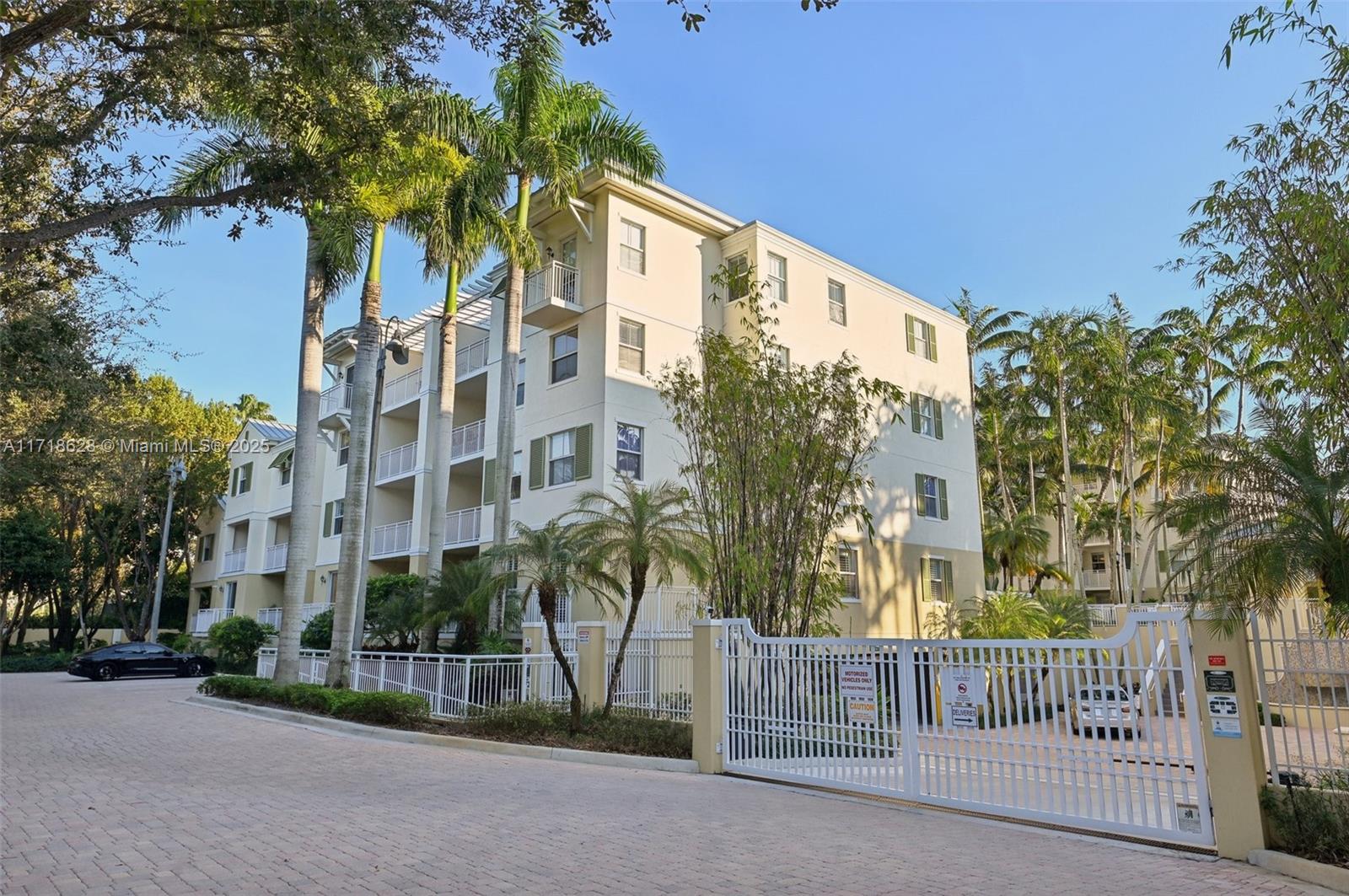 7530 Southwest 102nd Street, Unit 303 Pinecrest, FL 33156 - Photo 30 of 47