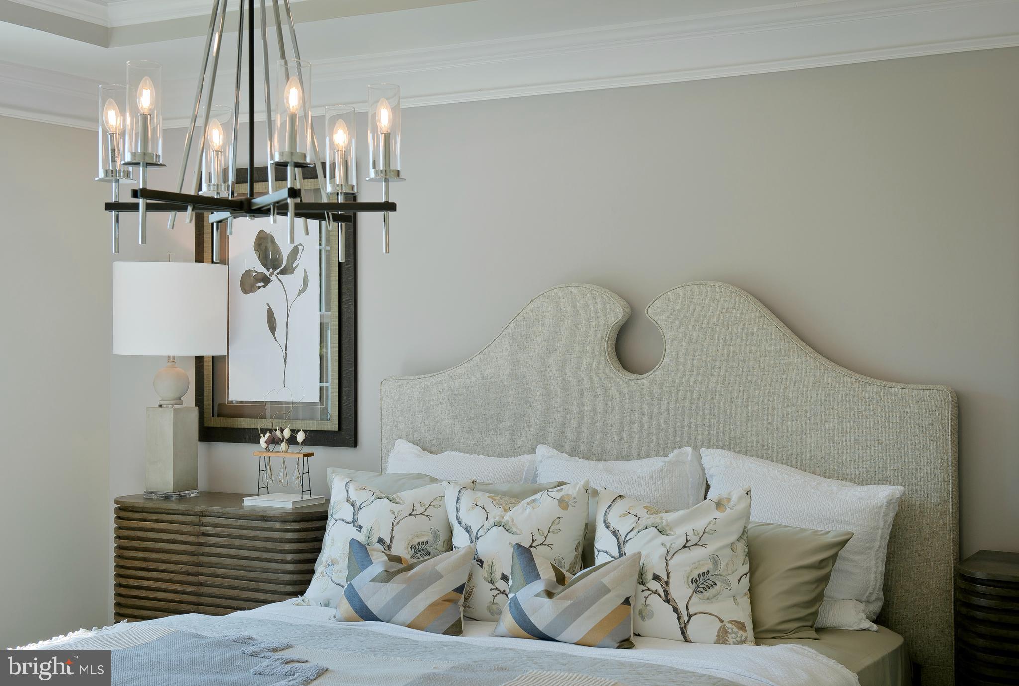 14026 Rolling Pasture Road Boyds, MD 20841 - Photo 24 of 39 a living room with furniture