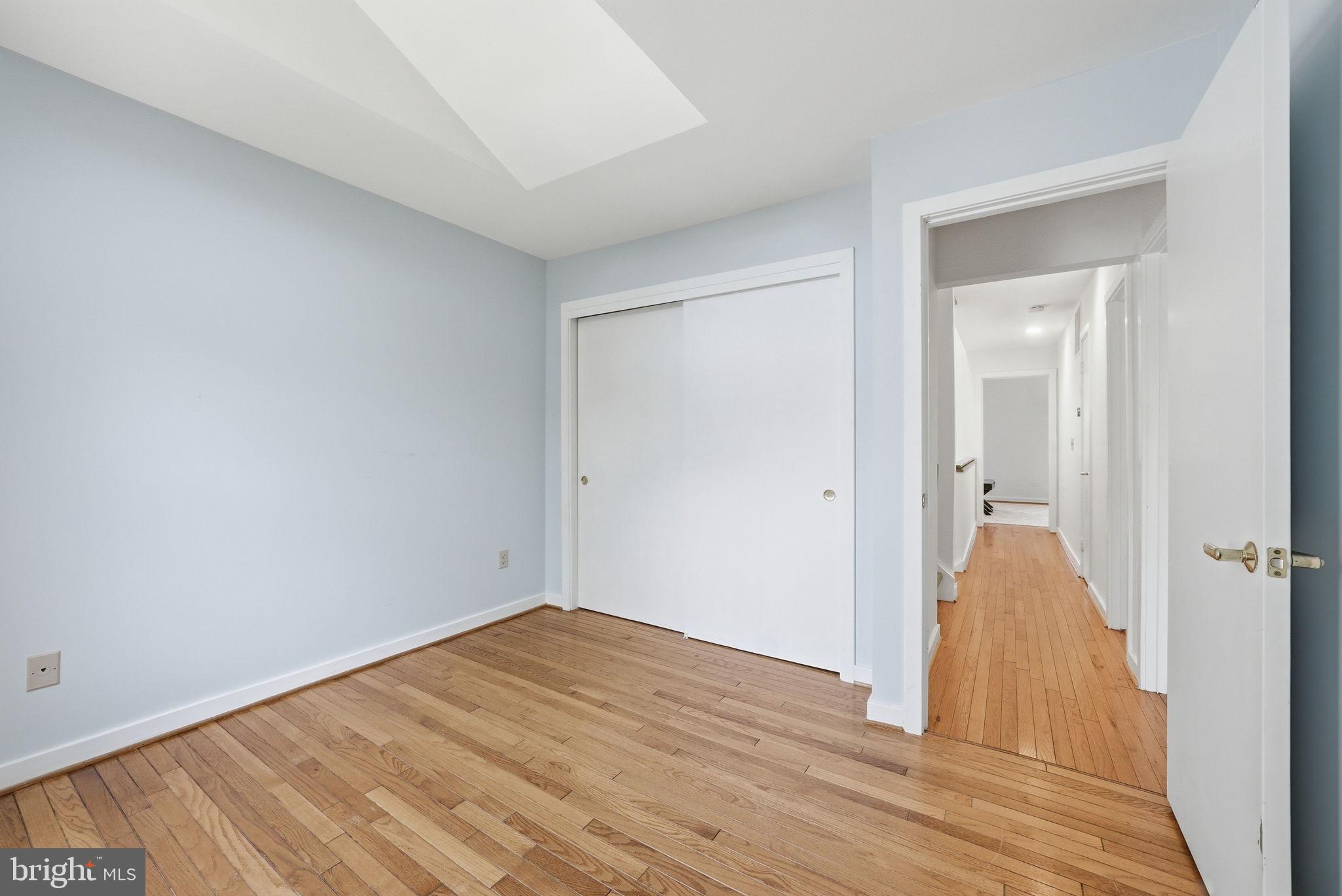 11124 Glade Drive Reston, VA 20191 - Photo 32 of 47 Bedroom #3