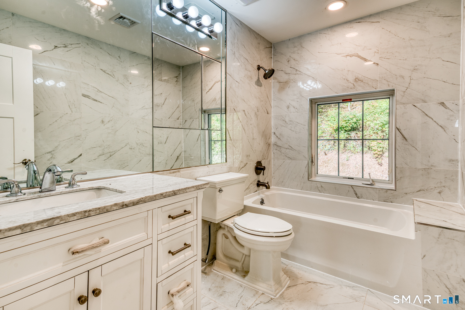 171 Oregon Road Meriden, CT 06451 - Photo 30 of 38
