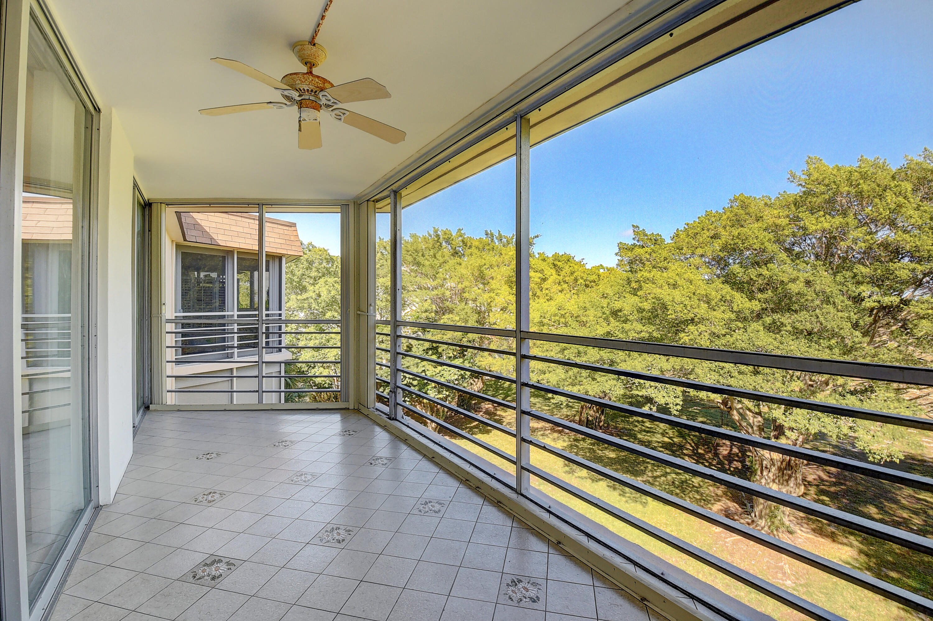 6300 Northwest 2nd Avenue, Unit 403 Boca Raton, FL 33487 - Photo 33 of 37 33_dsc_5585_6_7_8_9