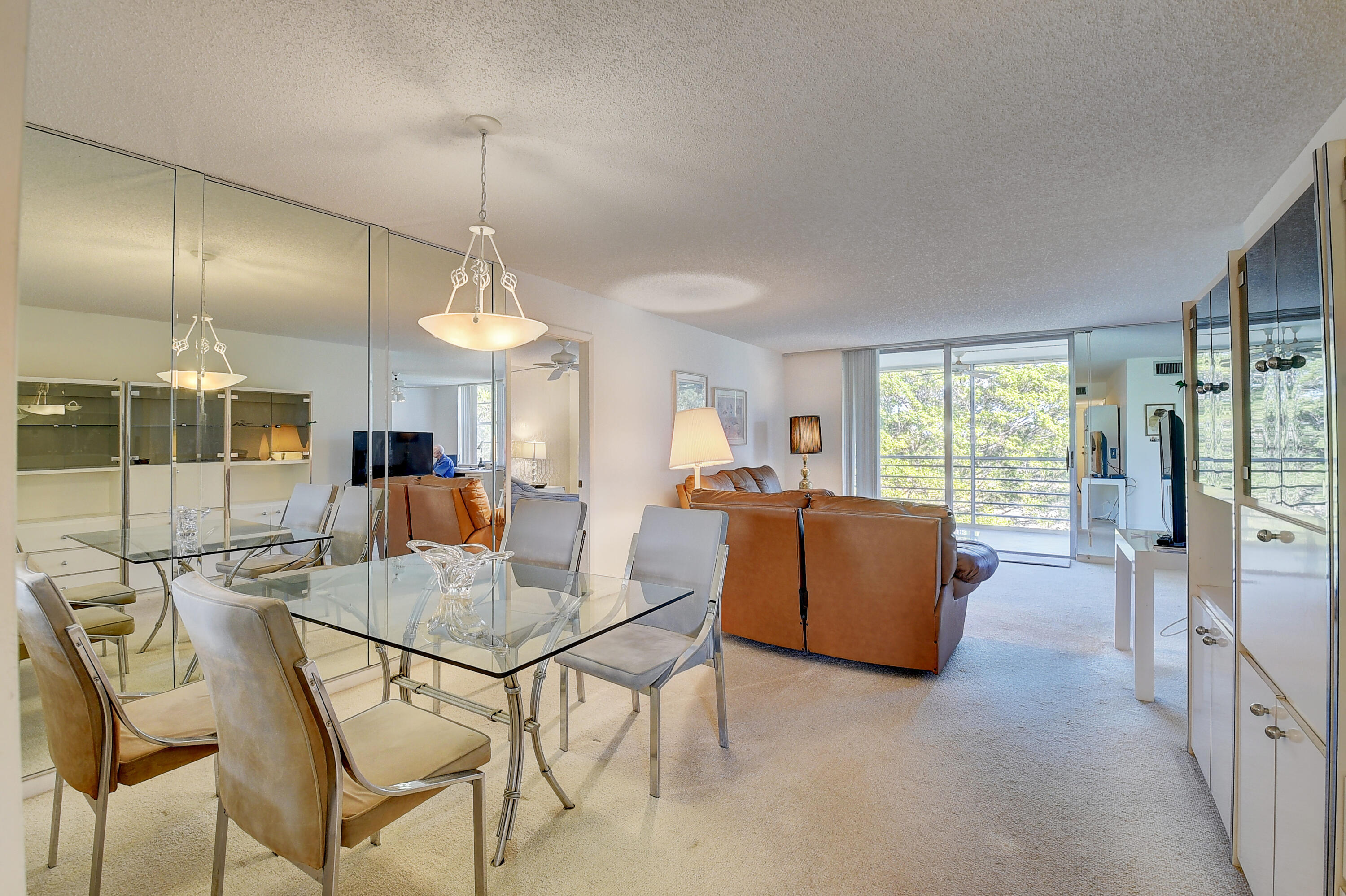 6300 Northwest 2nd Avenue, Unit 403 Boca Raton, FL 33487 - Photo 8 of 37 09_dsc_5455_6_7_8_9
