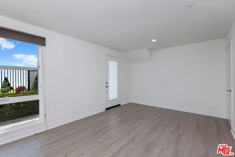 $4,500 | 2700 East Chaucer Street, Unit 34, Los Angeles, CA 90065