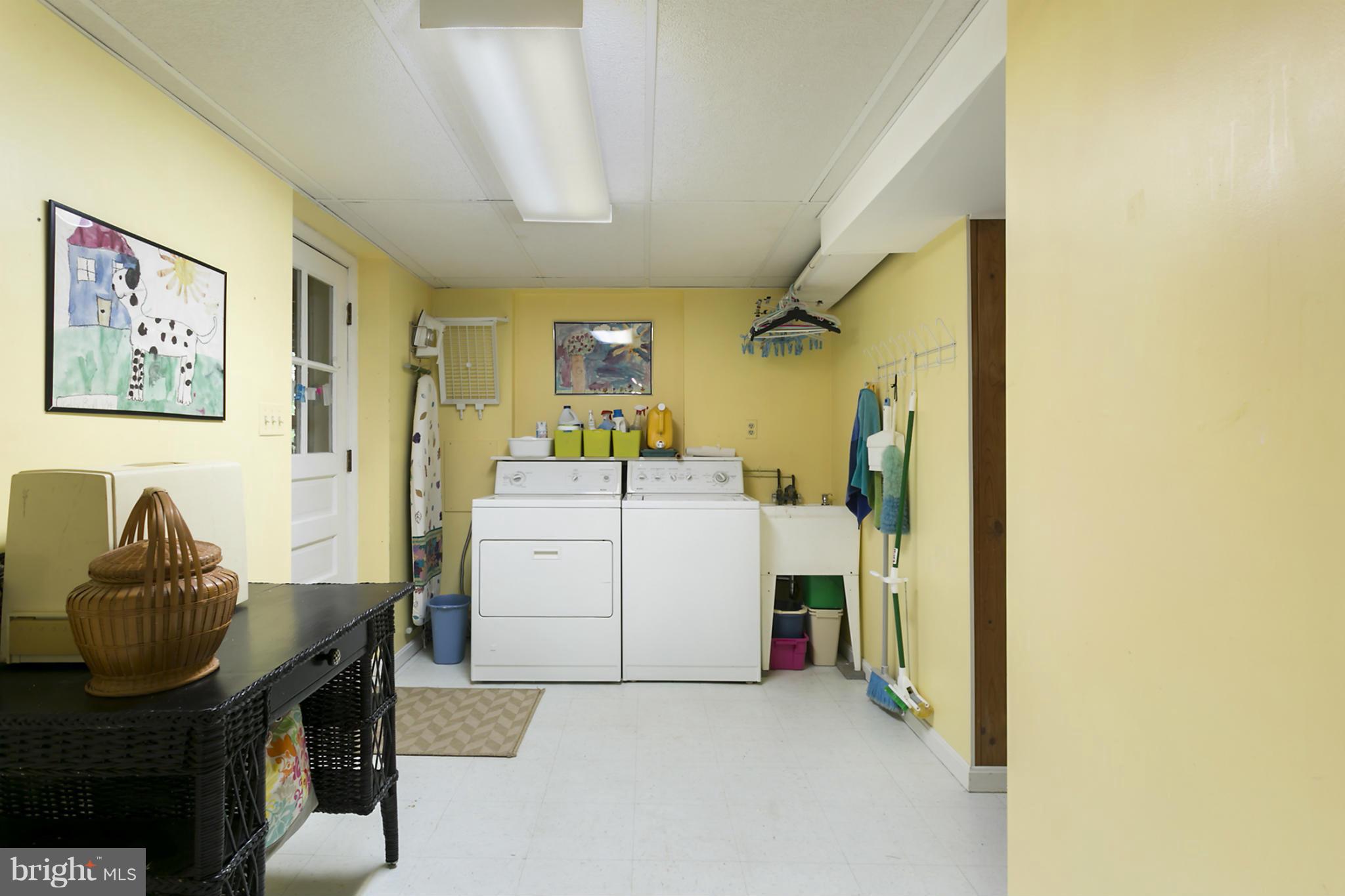7104 Copeleigh Road Baltimore, MD 21212 - Photo 22 of 27 Laundry