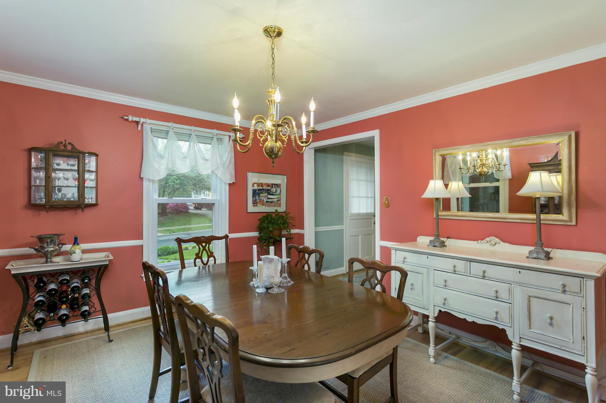 7104 Copeleigh Road Baltimore, MD 21212 - Photo 5 of 27 Dining Room