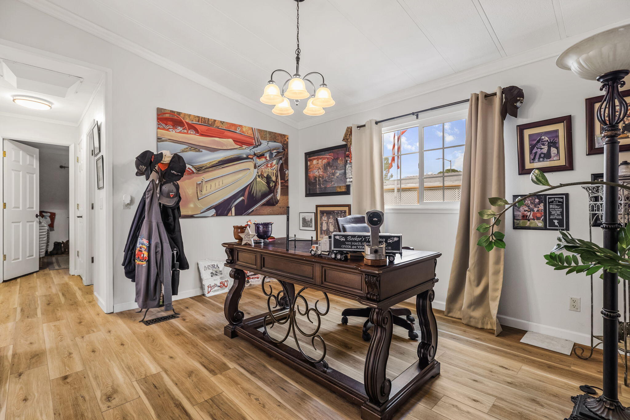 1077 Eagle Nest Road Redding, CA 96003 - Photo 4 of 35 22-web-or-mls-LZ0A0195 (1)