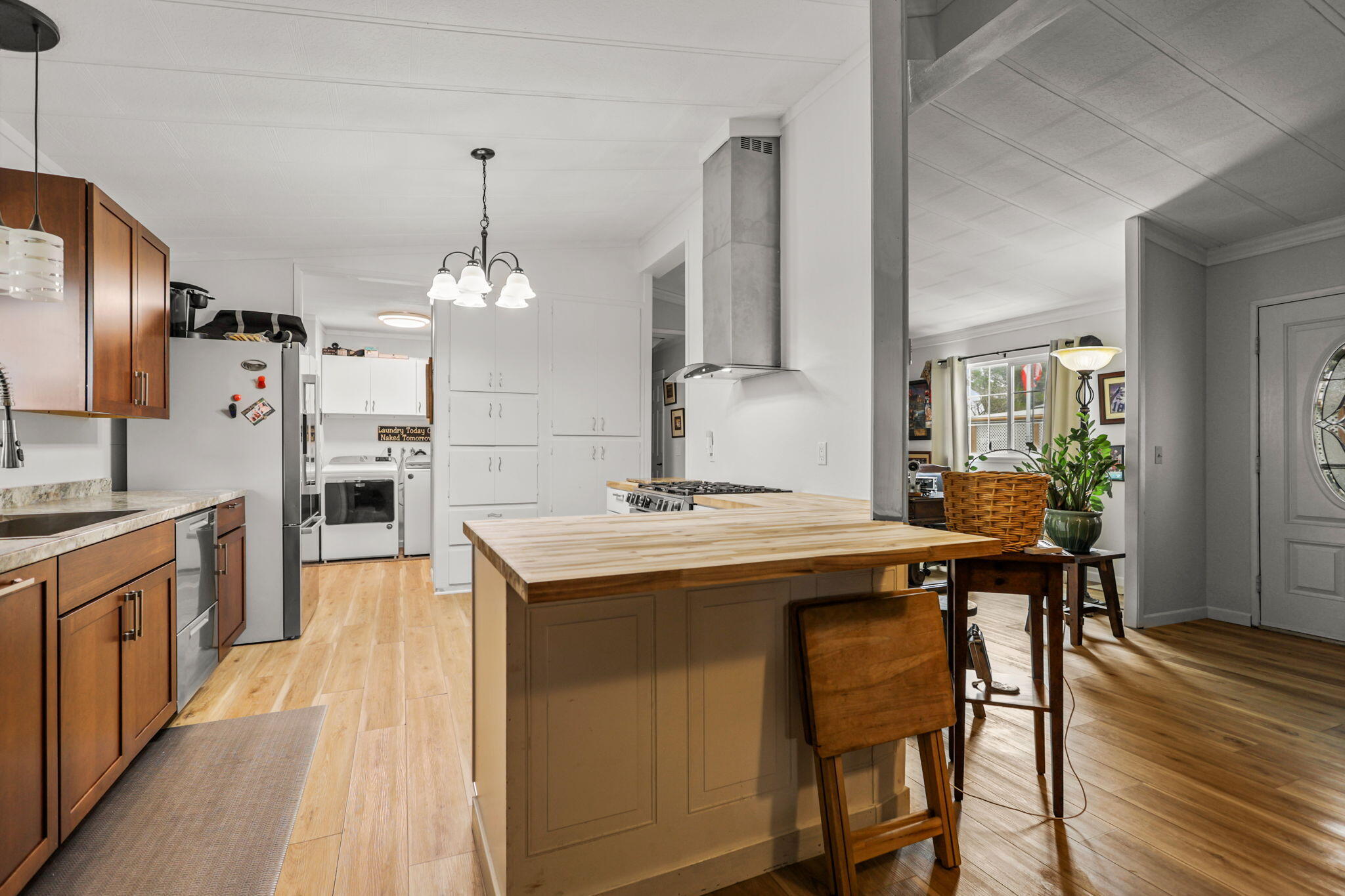 1077 Eagle Nest Road Redding, CA 96003 - Photo 8 of 35 33-web-or-mls-8Q0A3439