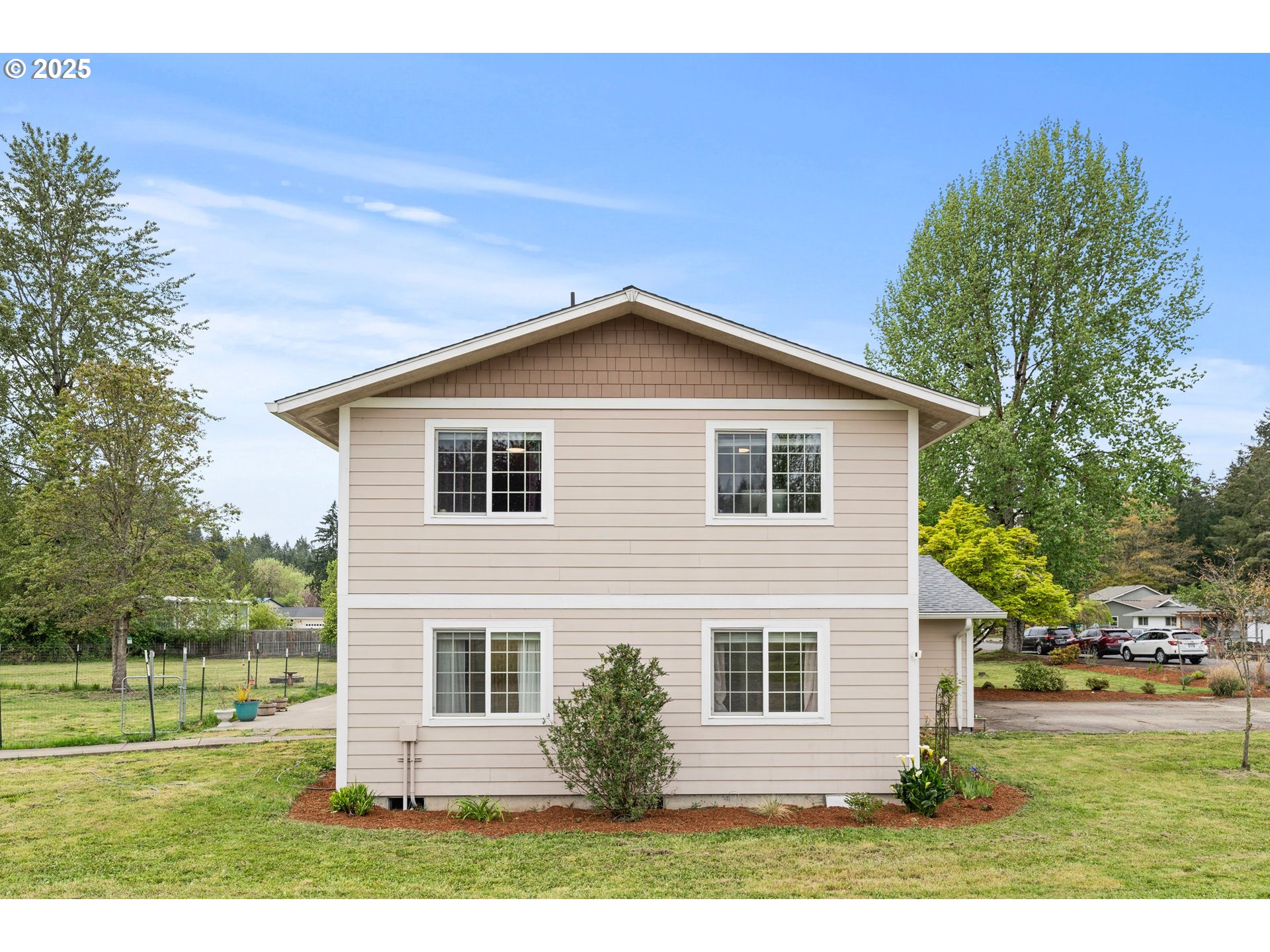 30434 Santiam River Road Lebanon, OR 97355 - Photo 14 of 42