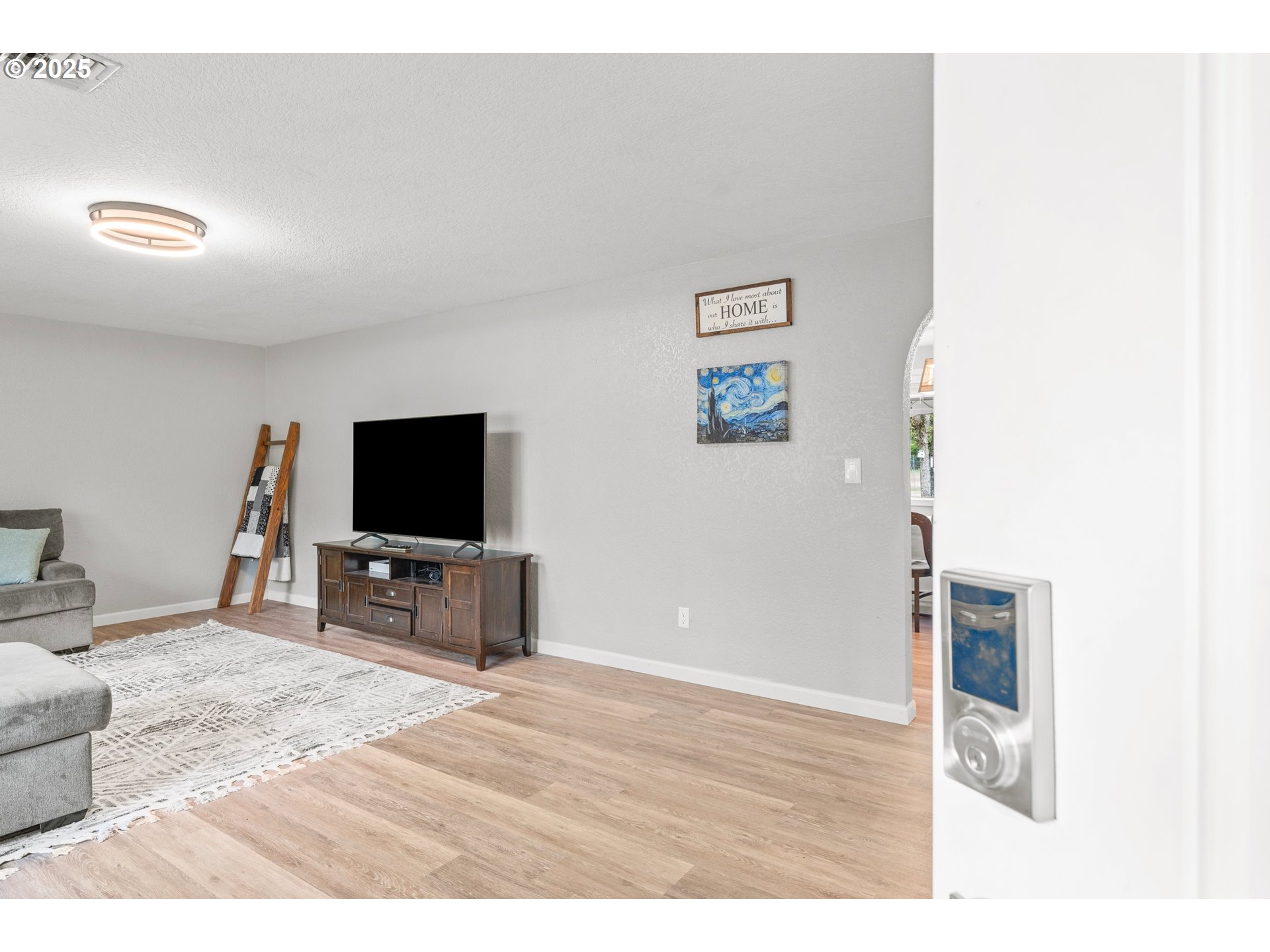 30434 Santiam River Road Lebanon, OR 97355 - Photo 17 of 42